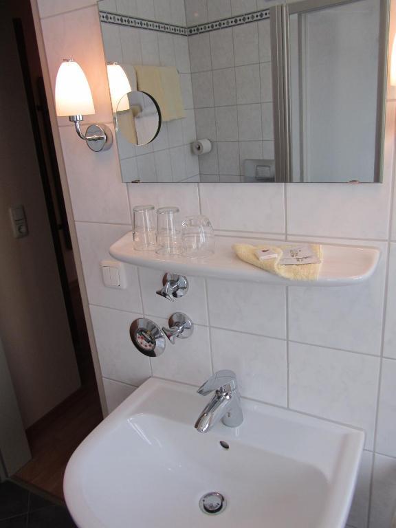 Hotel Gasthof Humplbrau Wolfratshausen Bilik gambar