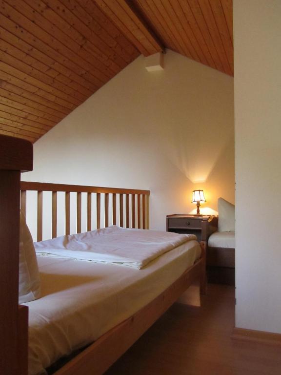Hotel Gasthof Humplbrau Wolfratshausen Bilik gambar